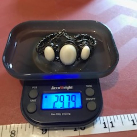 Paul Deasy bracelet - Picture 8 of 9